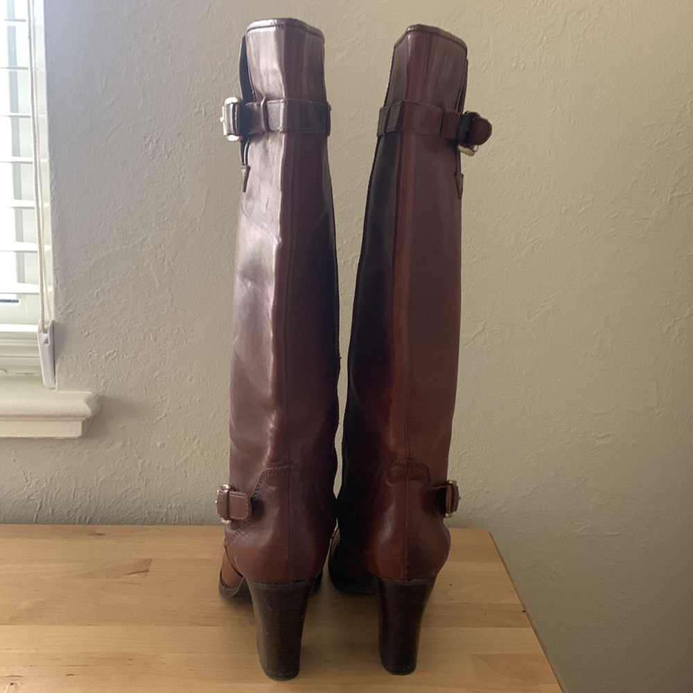 Michael Kors Tall Leather Boots. Size 8 - Picture 2 of 6